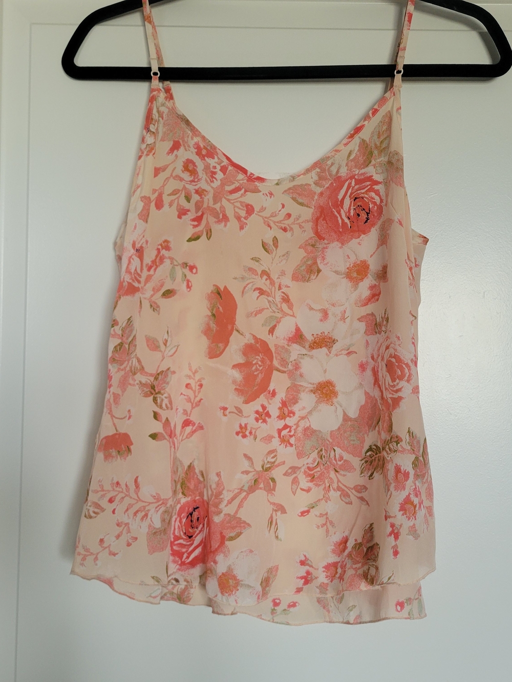 Under x Wilfred Peach/Rose Feminine Floral Spaghetti-Strap Camisole 100% Silk